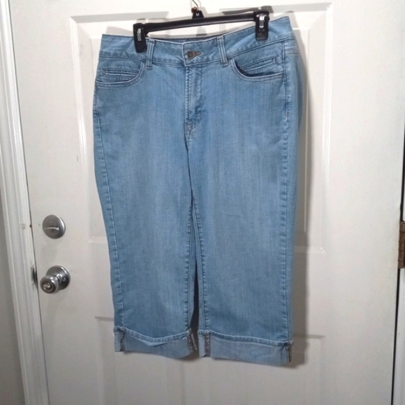 Riders Lee Sz 14 m Capris with cuffs. 4 pockets - Picture 2 of 5